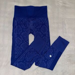 Lululemon Womens Ebb To Street Leggings Heathered Sapphire Blue Snake Print EUC
